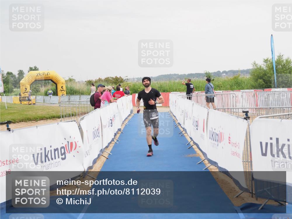 22.06.2025 - Viking Triathlon MichiJ http://msf.ph/oto/8112039 22.06.2025 16:41:10 Ziel 542 meine-sportfotos.de
