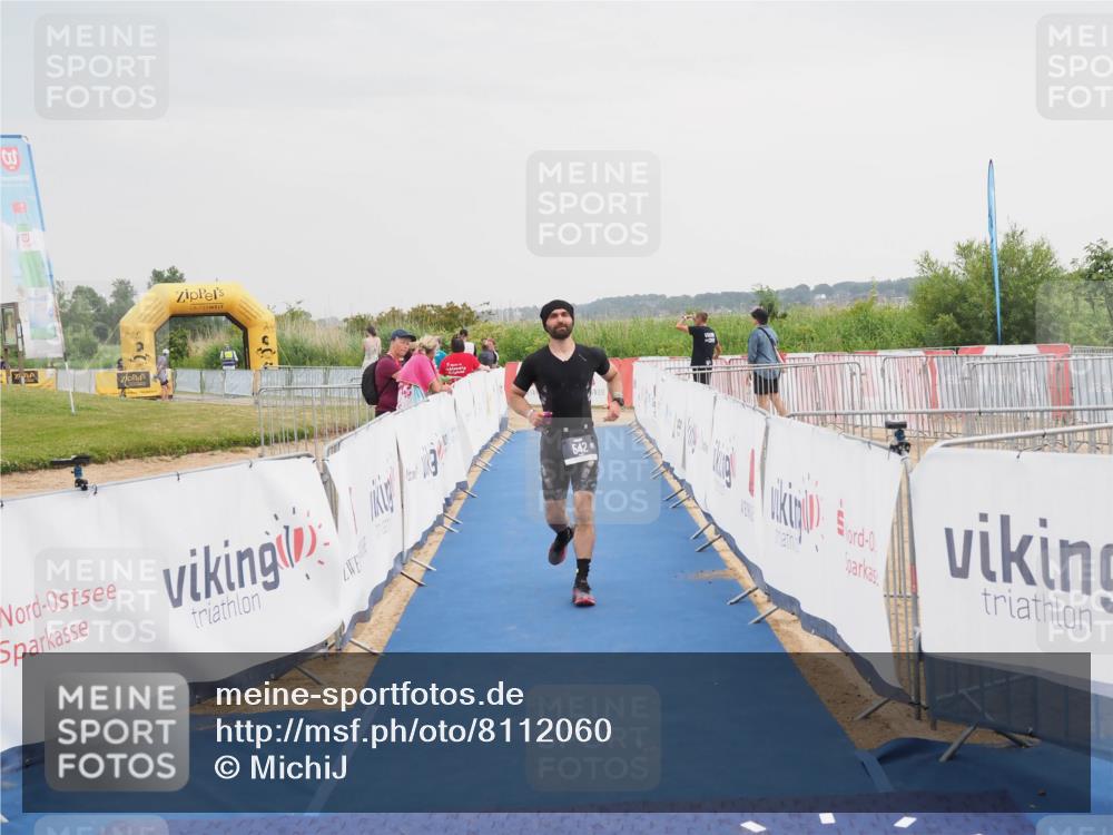 22.06.2025 - Viking Triathlon MichiJ http://msf.ph/oto/8112060 22.06.2025 16:41:10 Ziel 542 meine-sportfotos.de