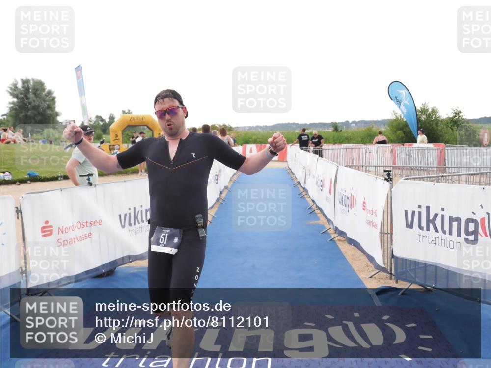 22.06.2025 - Viking Triathlon MichiJ http://msf.ph/oto/8112101 22.06.2025 16:24:31 Ziel 51 meine-sportfotos.de