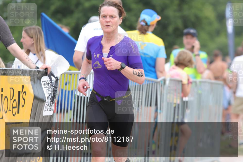 22.06.2025 - Viking Triathlon H.Heesch http://msf.ph/oto/8112167 22.06.2025 14:49:02 Laufen 243 meine-sportfotos.de