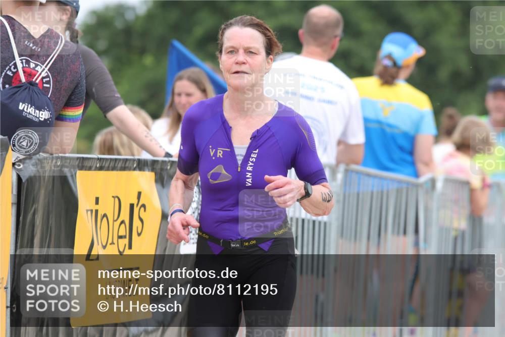 22.06.2025 - Viking Triathlon H.Heesch http://msf.ph/oto/8112195 22.06.2025 14:49:02 Laufen 243 meine-sportfotos.de