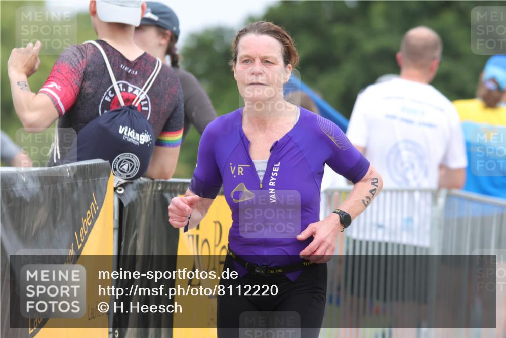 22.06.2025 - Viking Triathlon H.Heesch http://msf.ph/oto/8112220 22.06.2025 14:49:03 Laufen 243 meine-sportfotos.de