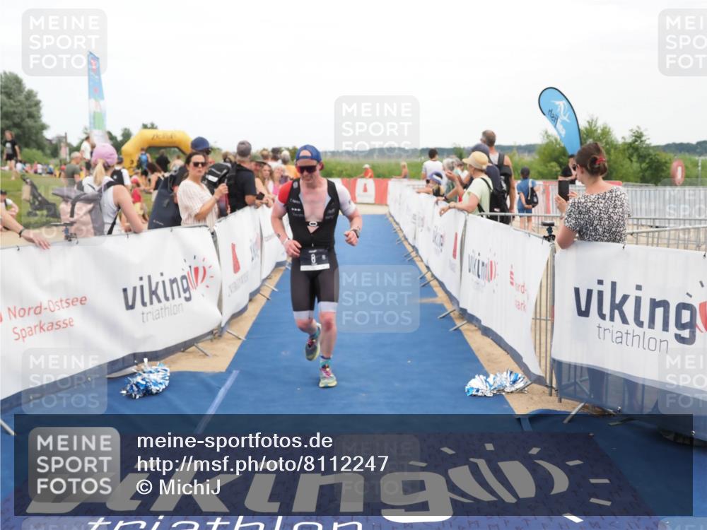 22.06.2025 - Viking Triathlon MichiJ http://msf.ph/oto/8112247 22.06.2025 15:02:51 Ziel 8 meine-sportfotos.de