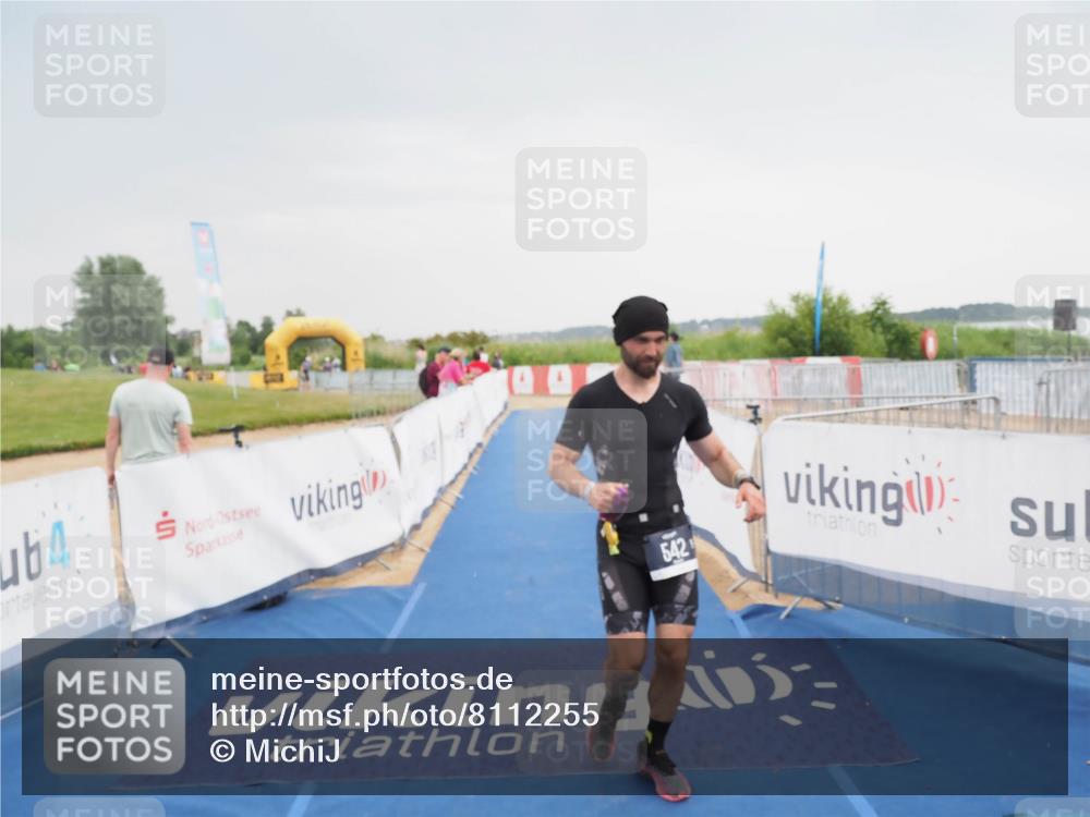 22.06.2025 - Viking Triathlon MichiJ http://msf.ph/oto/8112255 22.06.2025 16:41:13 Ziel 542 meine-sportfotos.de
