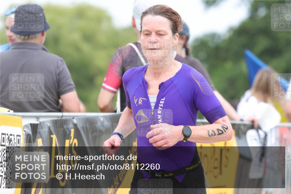 22.06.2025 - Viking Triathlon H.Heesch http://msf.ph/oto/8112260 22.06.2025 14:49:03 Laufen 243 meine-sportfotos.de