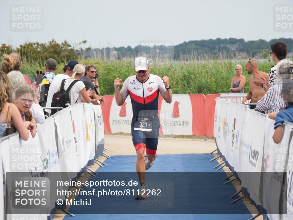 22.06.2025 - Viking Triathlon MichiJ http://msf.ph/oto/8112262 22.06.2025 14:53:42 Ziel 329 meine-sportfotos.de