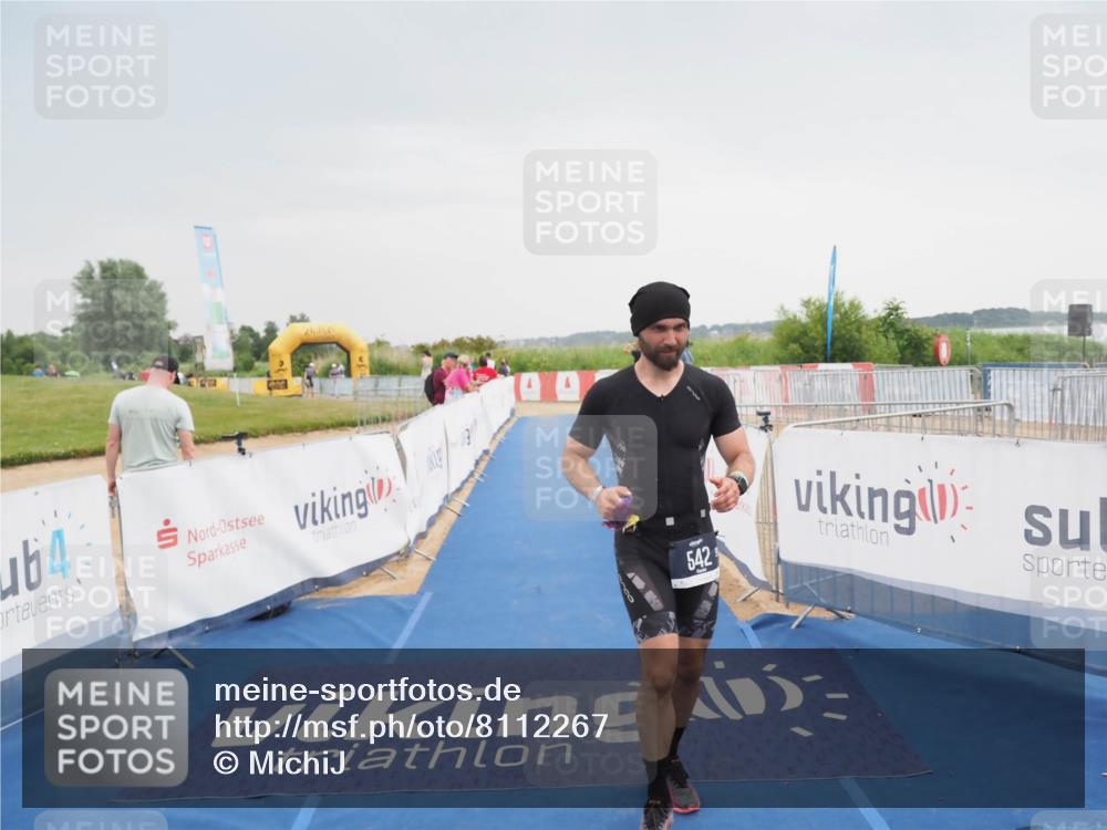 22.06.2025 - Viking Triathlon MichiJ http://msf.ph/oto/8112267 22.06.2025 16:41:13 Ziel 542 meine-sportfotos.de