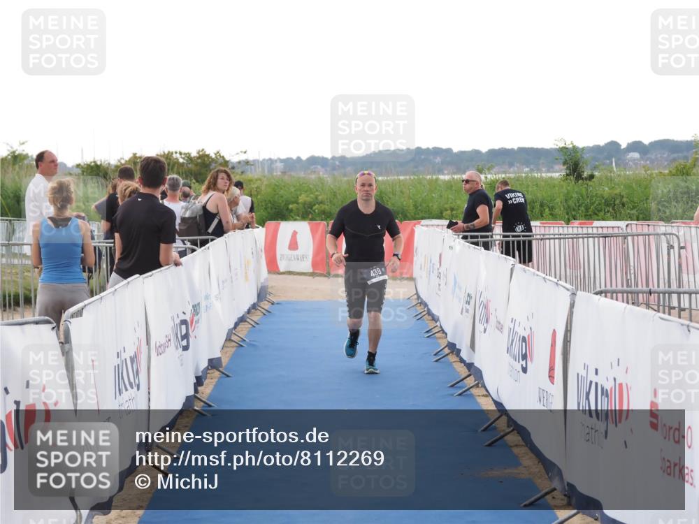 22.06.2025 - Viking Triathlon MichiJ http://msf.ph/oto/8112269 22.06.2025 16:25:20 Ziel 439 meine-sportfotos.de