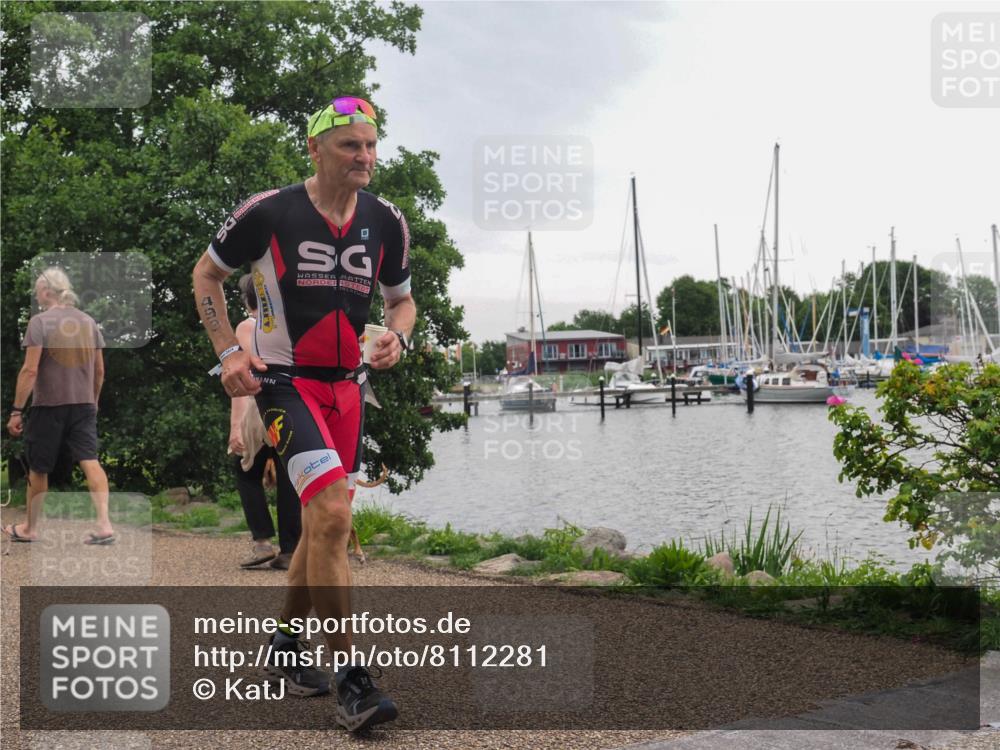 22.06.2025 - Viking Triathlon KatJ http://msf.ph/oto/8112281 22.06.2025 16:07:00 Laufen 493 meine-sportfotos.de