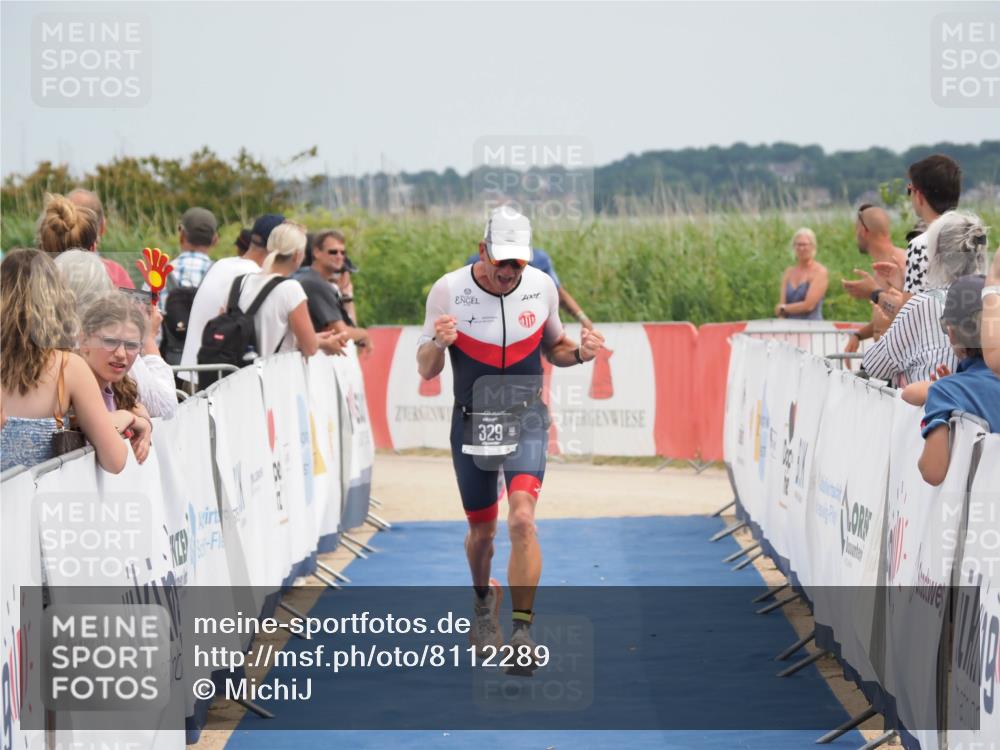 22.06.2025 - Viking Triathlon MichiJ http://msf.ph/oto/8112289 22.06.2025 14:53:42 Ziel 329 meine-sportfotos.de