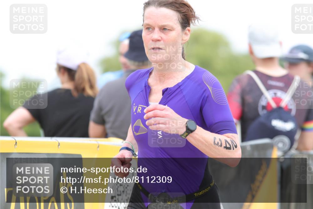 22.06.2025 - Viking Triathlon H.Heesch http://msf.ph/oto/8112309 22.06.2025 14:49:04 Laufen 166, 243 meine-sportfotos.de