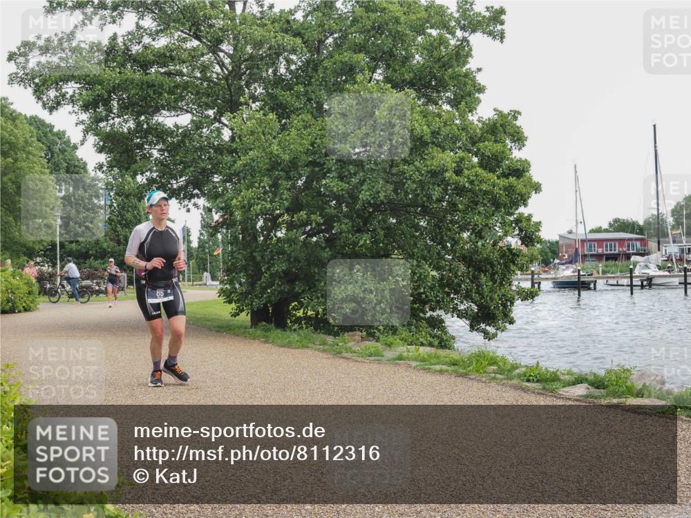 22.06.2025 - Viking Triathlon KatJ http://msf.ph/oto/8112316 22.06.2025 15:04:49 Laufen 86, 221, 461 meine-sportfotos.de