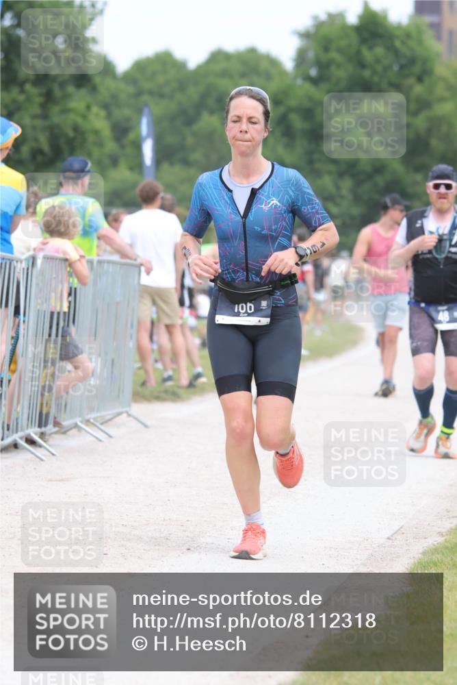 22.06.2025 - Viking Triathlon H.Heesch http://msf.ph/oto/8112318 22.06.2025 14:49:09 Laufen 48, 166, 243, 639 meine-sportfotos.de