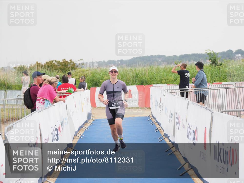 22.06.2025 - Viking Triathlon MichiJ http://msf.ph/oto/8112331 22.06.2025 16:41:24 Ziel 441 meine-sportfotos.de