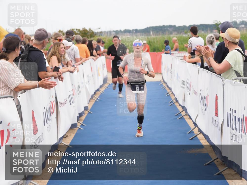 22.06.2025 - Viking Triathlon MichiJ http://msf.ph/oto/8112344 22.06.2025 15:03:15 Ziel 19, 38, 536 meine-sportfotos.de