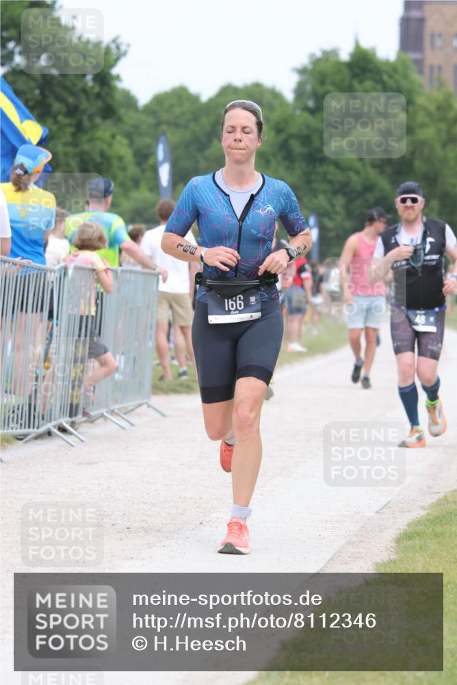 22.06.2025 - Viking Triathlon H.Heesch http://msf.ph/oto/8112346 22.06.2025 14:49:09 Laufen 48, 166, 243, 639 meine-sportfotos.de