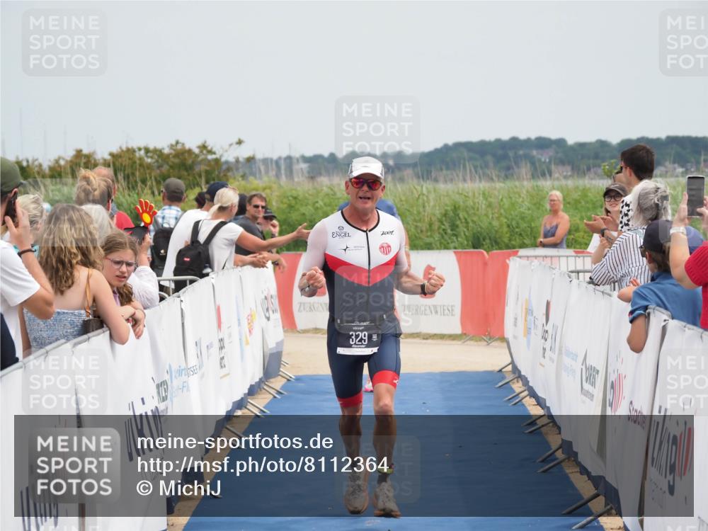 22.06.2025 - Viking Triathlon MichiJ http://msf.ph/oto/8112364 22.06.2025 14:53:43 Ziel 329 meine-sportfotos.de