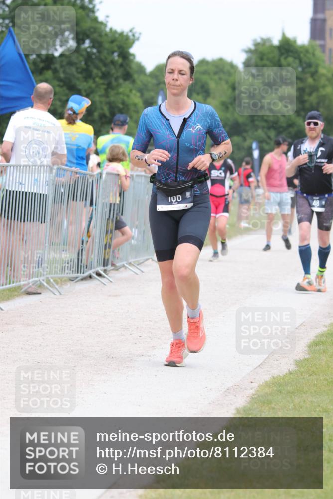 22.06.2025 - Viking Triathlon H.Heesch http://msf.ph/oto/8112384 22.06.2025 14:49:10 Laufen 48, 166, 243, 639 meine-sportfotos.de
