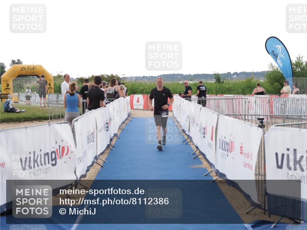 22.06.2025 - Viking Triathlon MichiJ http://msf.ph/oto/8112386 22.06.2025 16:25:21 Ziel 439 meine-sportfotos.de