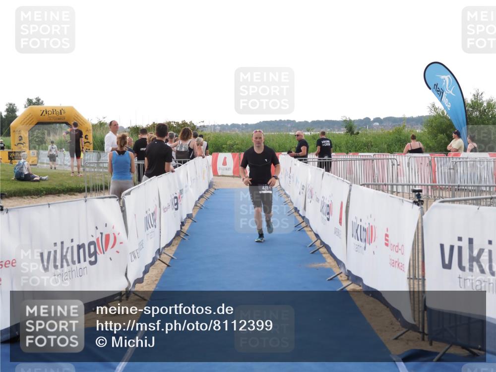 22.06.2025 - Viking Triathlon MichiJ http://msf.ph/oto/8112399 22.06.2025 16:25:21 Ziel 439 meine-sportfotos.de