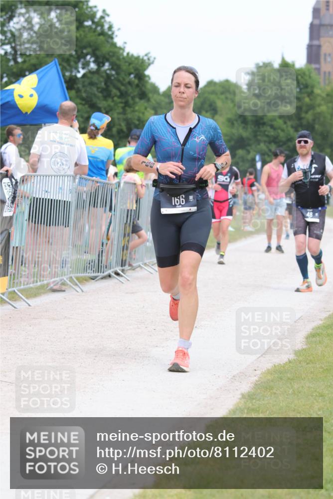 22.06.2025 - Viking Triathlon H.Heesch http://msf.ph/oto/8112402 22.06.2025 14:49:10 Laufen 48, 166, 243, 639 meine-sportfotos.de