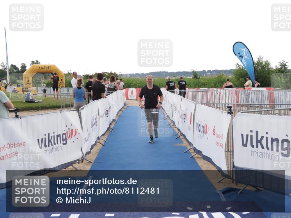 22.06.2025 - Viking Triathlon MichiJ http://msf.ph/oto/8112481 22.06.2025 16:25:22 Ziel 439 meine-sportfotos.de