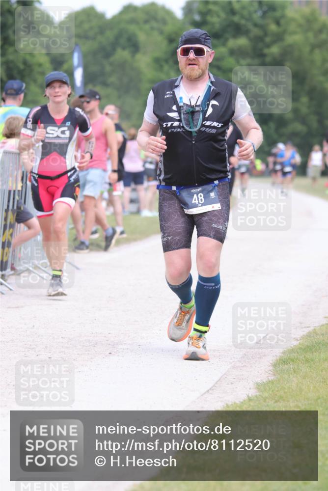 22.06.2025 - Viking Triathlon H.Heesch http://msf.ph/oto/8112520 22.06.2025 14:49:12 Laufen 48, 166, 639 meine-sportfotos.de