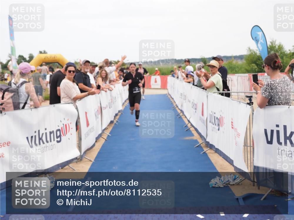 22.06.2025 - Viking Triathlon MichiJ http://msf.ph/oto/8112535 22.06.2025 15:03:17 Ziel 19, 38, 536 meine-sportfotos.de