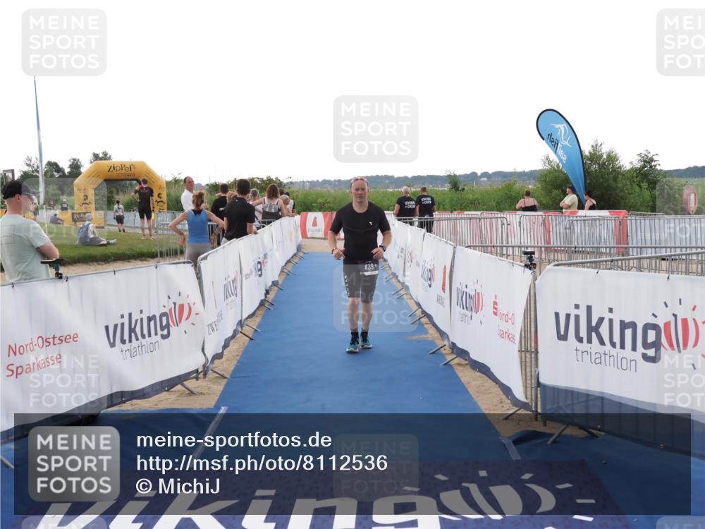 22.06.2025 - Viking Triathlon MichiJ http://msf.ph/oto/8112536 22.06.2025 16:25:23 Ziel 439 meine-sportfotos.de