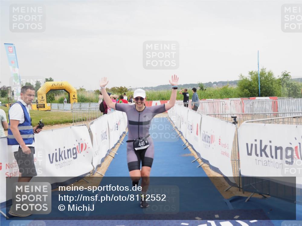 22.06.2025 - Viking Triathlon MichiJ http://msf.ph/oto/8112552 22.06.2025 16:41:26 Ziel 441 meine-sportfotos.de