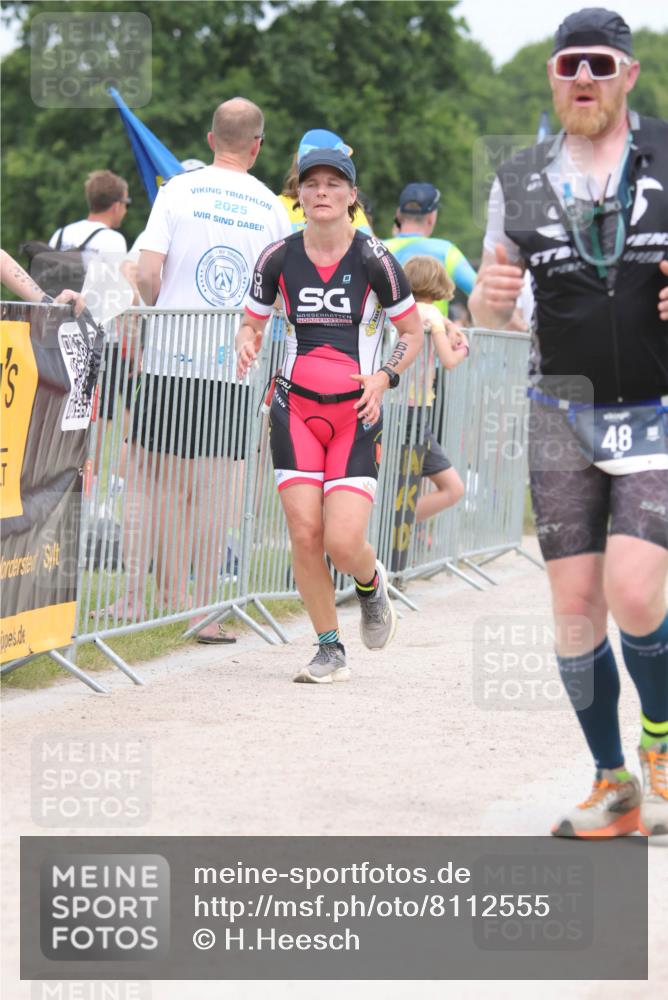 22.06.2025 - Viking Triathlon H.Heesch http://msf.ph/oto/8112555 22.06.2025 14:49:14 Laufen 48, 166, 176, 639 meine-sportfotos.de