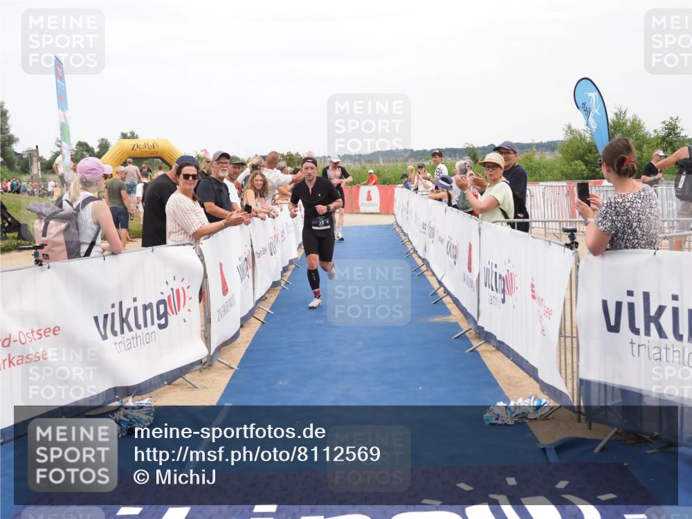 22.06.2025 - Viking Triathlon MichiJ http://msf.ph/oto/8112569 22.06.2025 15:03:18 Ziel 19, 38, 536 meine-sportfotos.de
