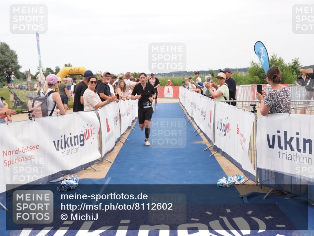 22.06.2025 - Viking Triathlon MichiJ http://msf.ph/oto/8112602 22.06.2025 15:03:18 Ziel 19, 38, 536 meine-sportfotos.de
