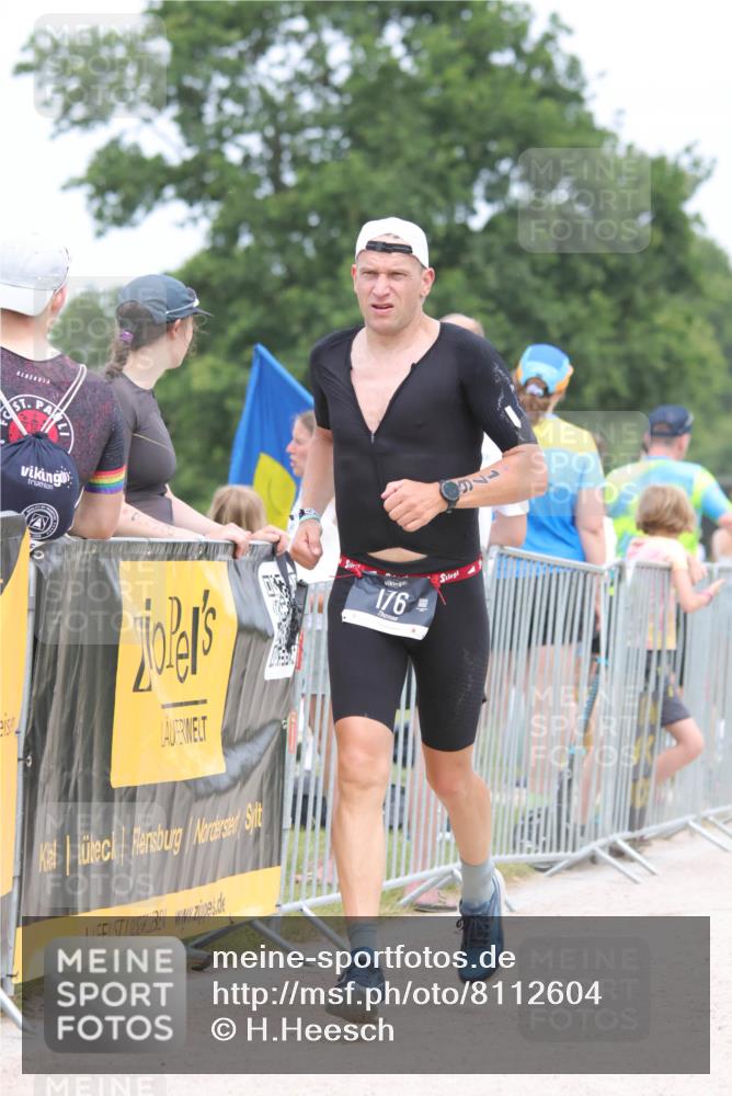 22.06.2025 - Viking Triathlon H.Heesch http://msf.ph/oto/8112604 22.06.2025 14:49:19 Laufen 48, 176, 331, 639 meine-sportfotos.de