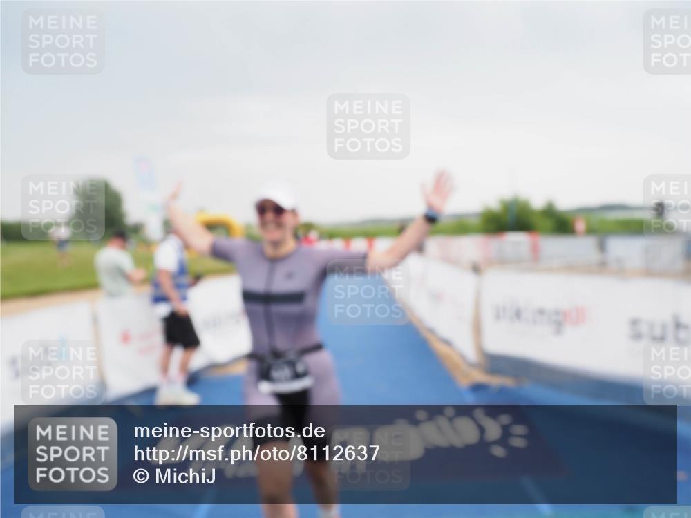 22.06.2025 - Viking Triathlon MichiJ http://msf.ph/oto/8112637 22.06.2025 16:41:27 Ziel 441 meine-sportfotos.de