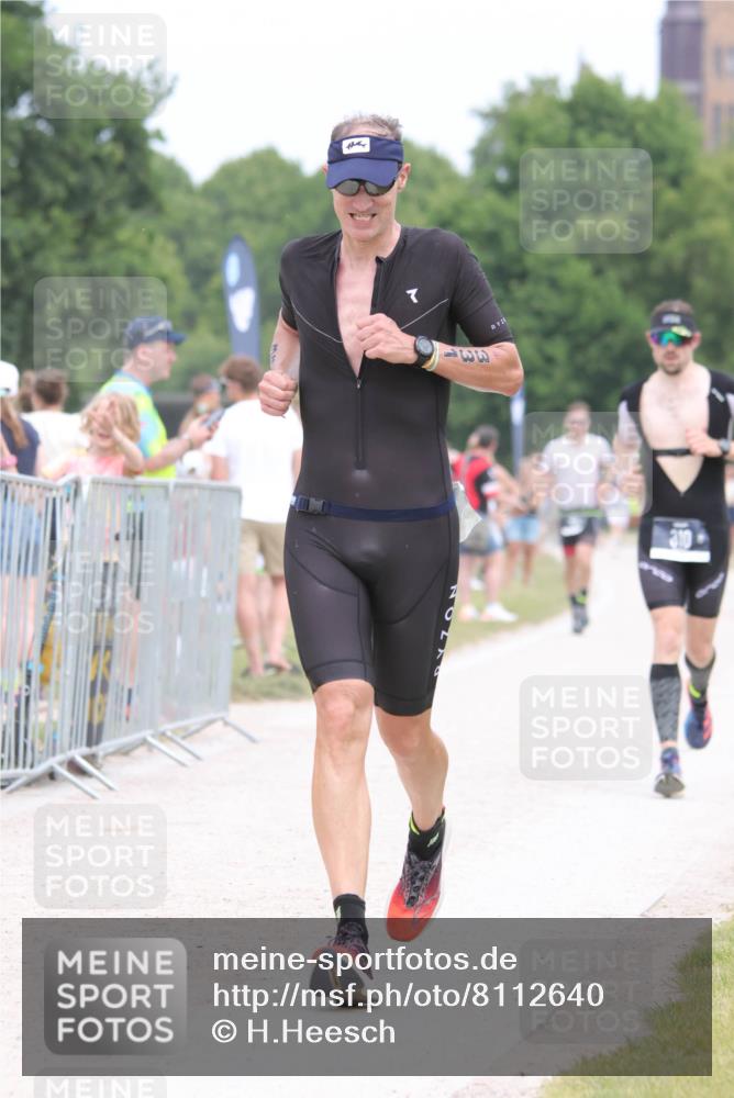 22.06.2025 - Viking Triathlon H.Heesch http://msf.ph/oto/8112640 22.06.2025 14:49:23 Laufen 176, 310, 331 meine-sportfotos.de