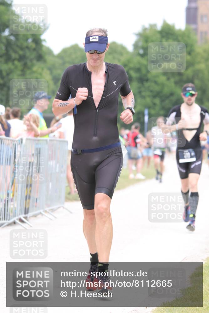 22.06.2025 - Viking Triathlon H.Heesch http://msf.ph/oto/8112665 22.06.2025 14:49:24 Laufen 176, 310, 331 meine-sportfotos.de