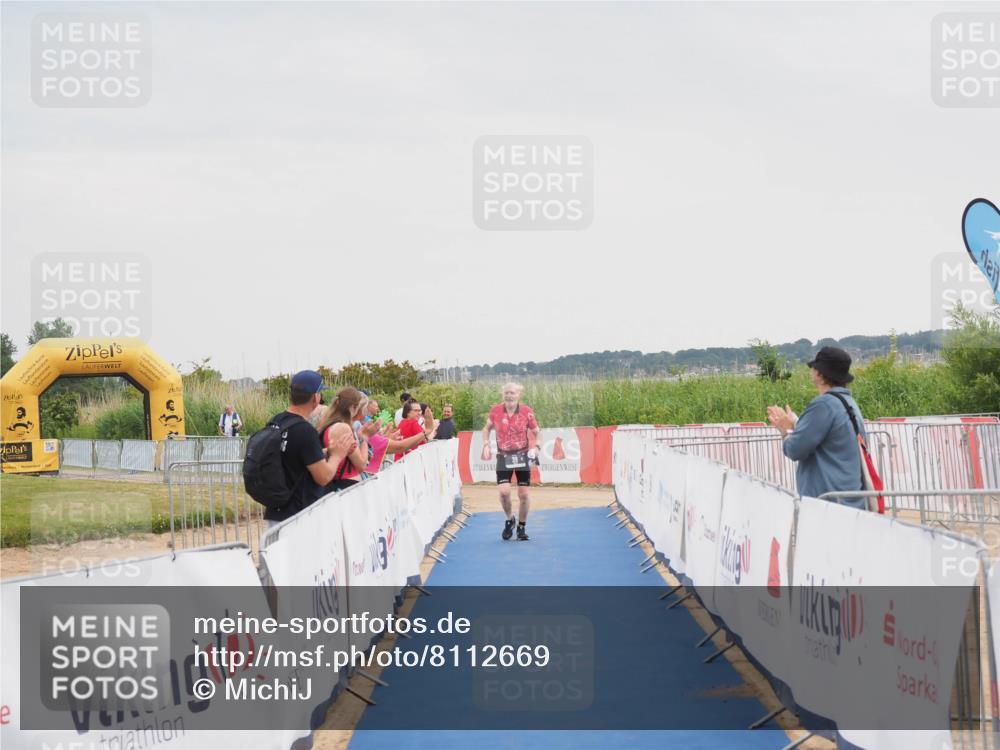 22.06.2025 - Viking Triathlon MichiJ http://msf.ph/oto/8112669 22.06.2025 16:43:09 Ziel 39 meine-sportfotos.de