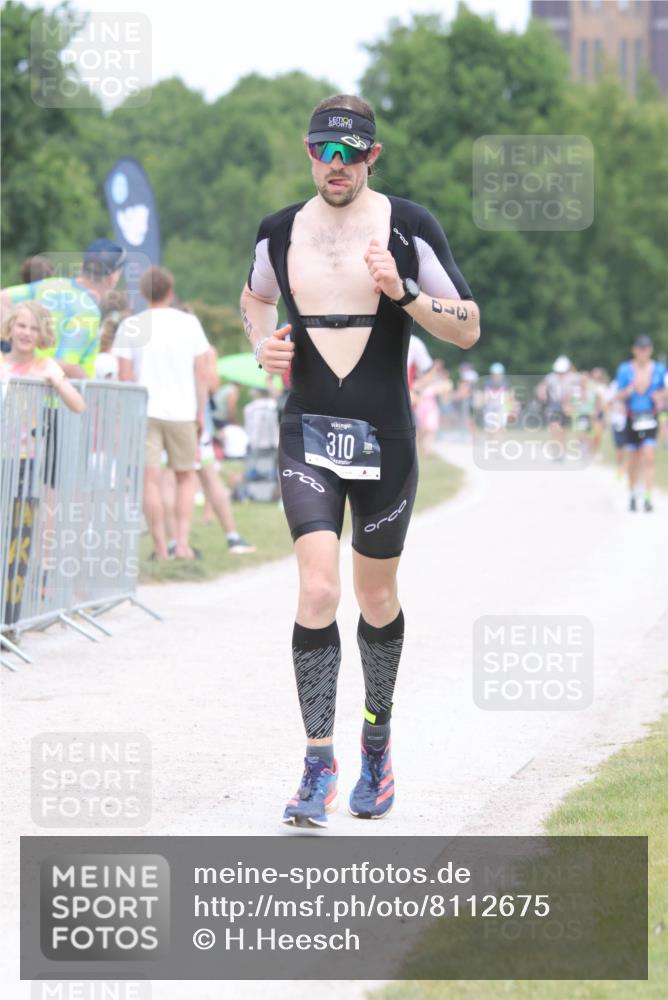 22.06.2025 - Viking Triathlon H.Heesch http://msf.ph/oto/8112675 22.06.2025 14:49:26 Laufen 310, 331 meine-sportfotos.de