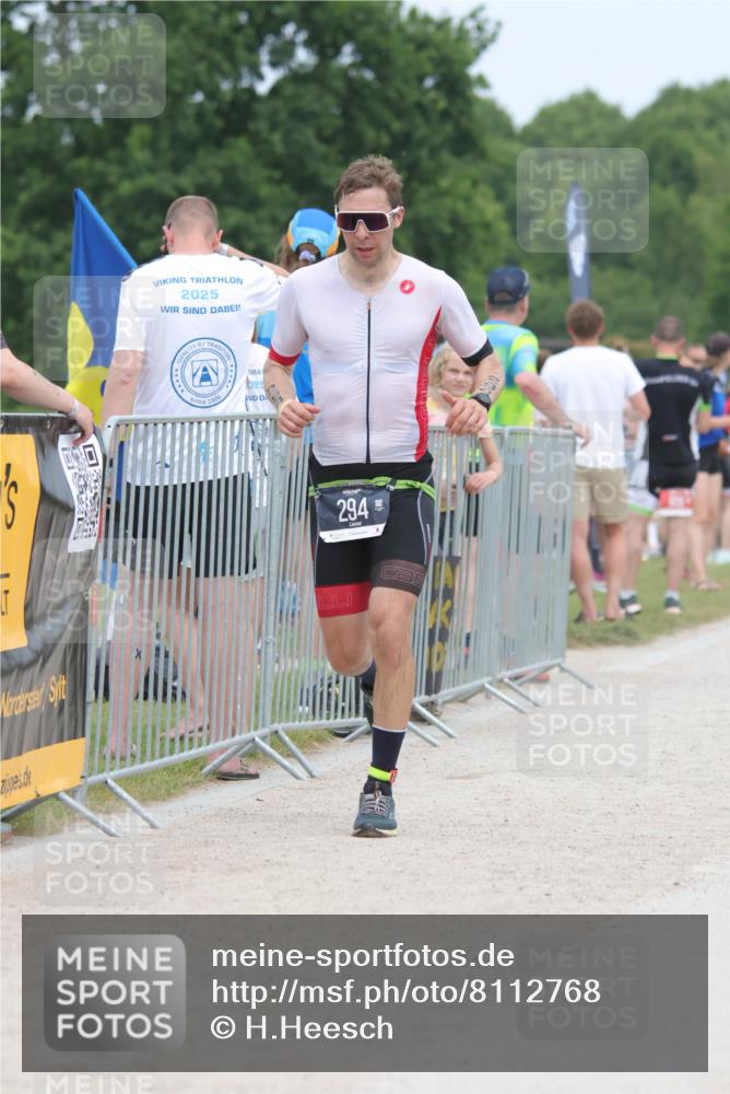 22.06.2025 - Viking Triathlon H.Heesch http://msf.ph/oto/8112768 22.06.2025 14:49:33 Laufen 294 meine-sportfotos.de