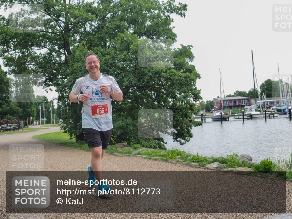 22.06.2025 - Viking Triathlon KatJ http://msf.ph/oto/8112773 22.06.2025 16:11:10 Laufen 656 meine-sportfotos.de