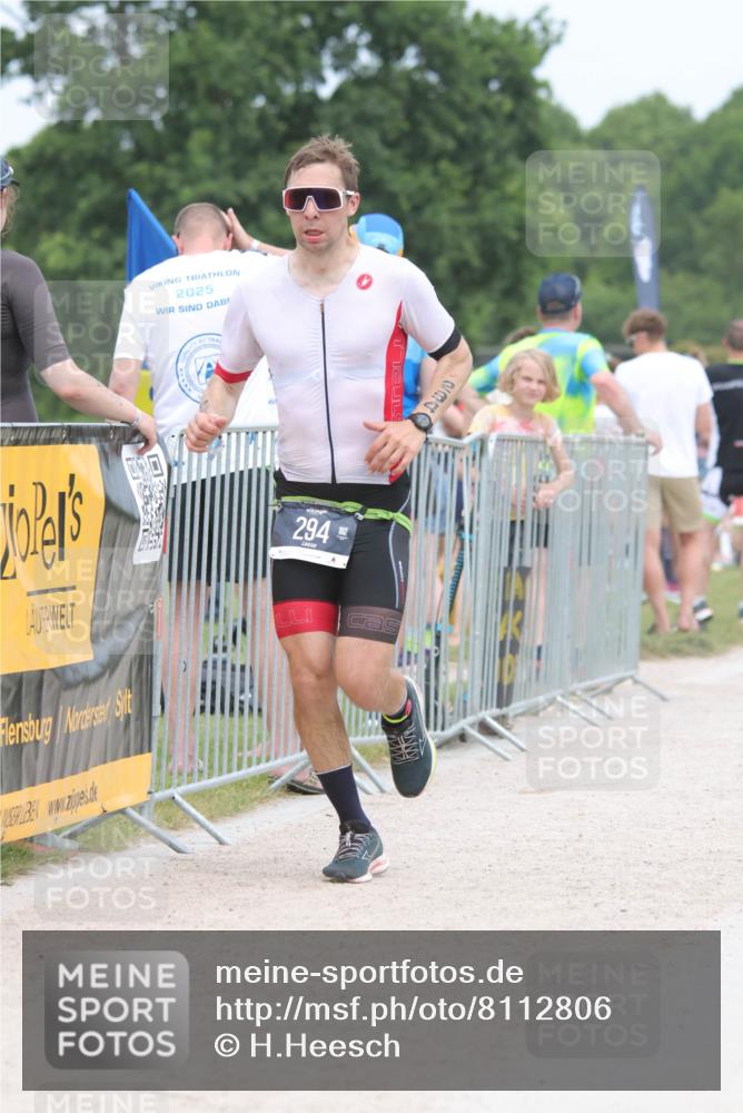 22.06.2025 - Viking Triathlon H.Heesch http://msf.ph/oto/8112806 22.06.2025 14:49:34 Laufen 294 meine-sportfotos.de