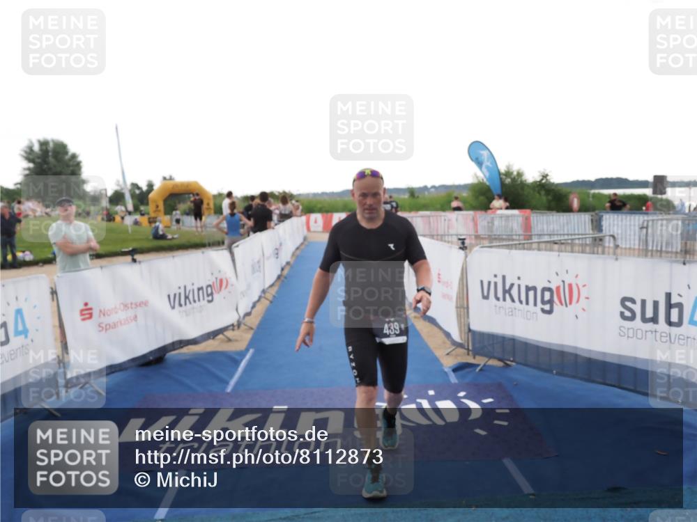22.06.2025 - Viking Triathlon MichiJ http://msf.ph/oto/8112873 22.06.2025 16:25:26 Ziel 439 meine-sportfotos.de