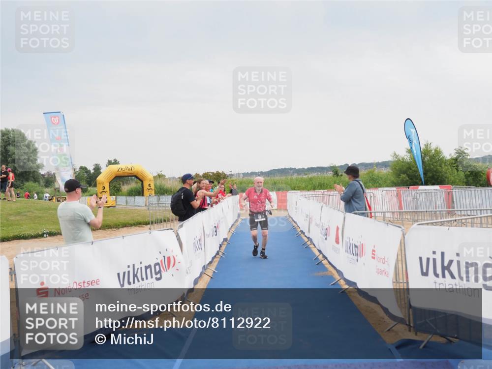 22.06.2025 - Viking Triathlon MichiJ http://msf.ph/oto/8112922 22.06.2025 16:43:13 Ziel 39 meine-sportfotos.de