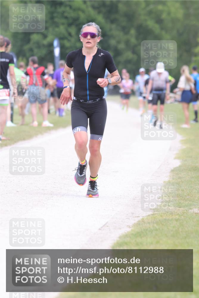 22.06.2025 - Viking Triathlon H.Heesch http://msf.ph/oto/8112988 22.06.2025 14:50:05 Laufen 343 meine-sportfotos.de