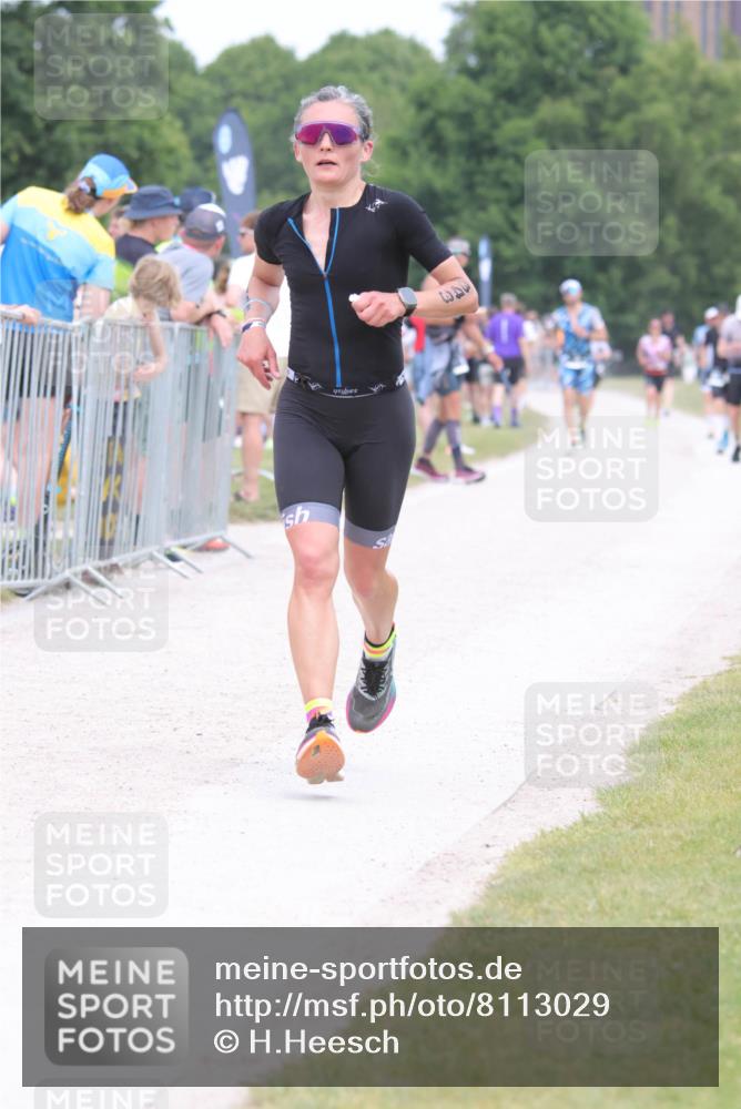 22.06.2025 - Viking Triathlon H.Heesch http://msf.ph/oto/8113029 22.06.2025 14:50:07 Laufen 343 meine-sportfotos.de