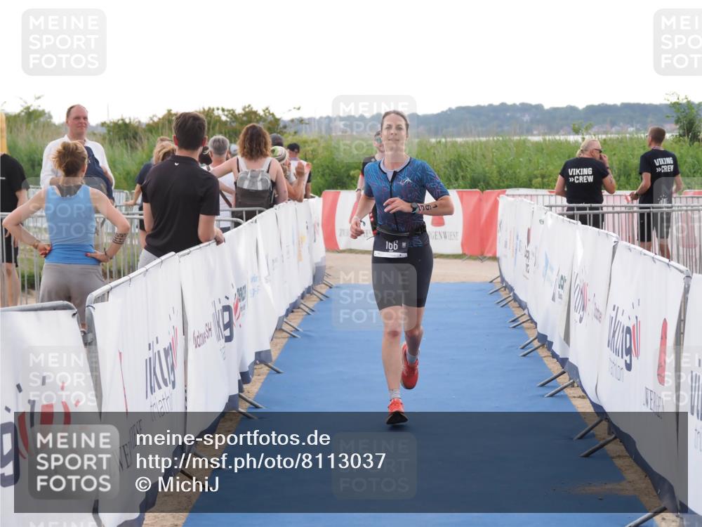 22.06.2025 - Viking Triathlon MichiJ http://msf.ph/oto/8113037 22.06.2025 16:25:39 Ziel 133, 166 meine-sportfotos.de