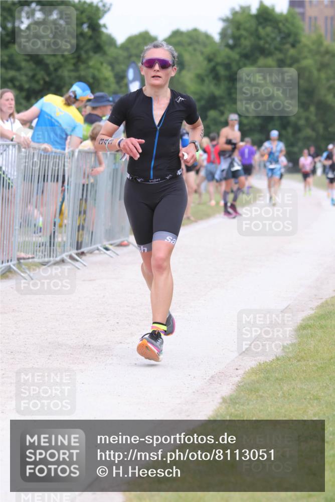 22.06.2025 - Viking Triathlon H.Heesch http://msf.ph/oto/8113051 22.06.2025 14:50:07 Laufen 343 meine-sportfotos.de
