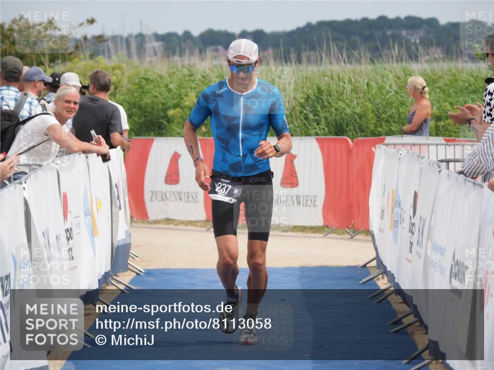 22.06.2025 - Viking Triathlon MichiJ http://msf.ph/oto/8113058 22.06.2025 14:54:15 Ziel 237 meine-sportfotos.de