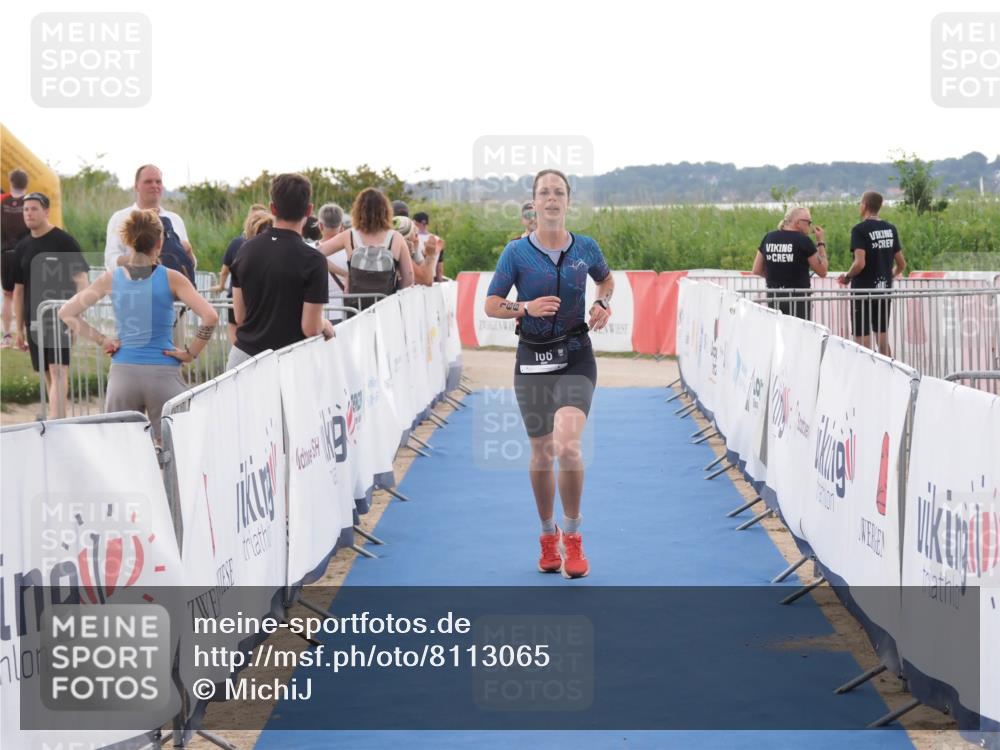 22.06.2025 - Viking Triathlon MichiJ http://msf.ph/oto/8113065 22.06.2025 16:25:39 Ziel 133, 166 meine-sportfotos.de